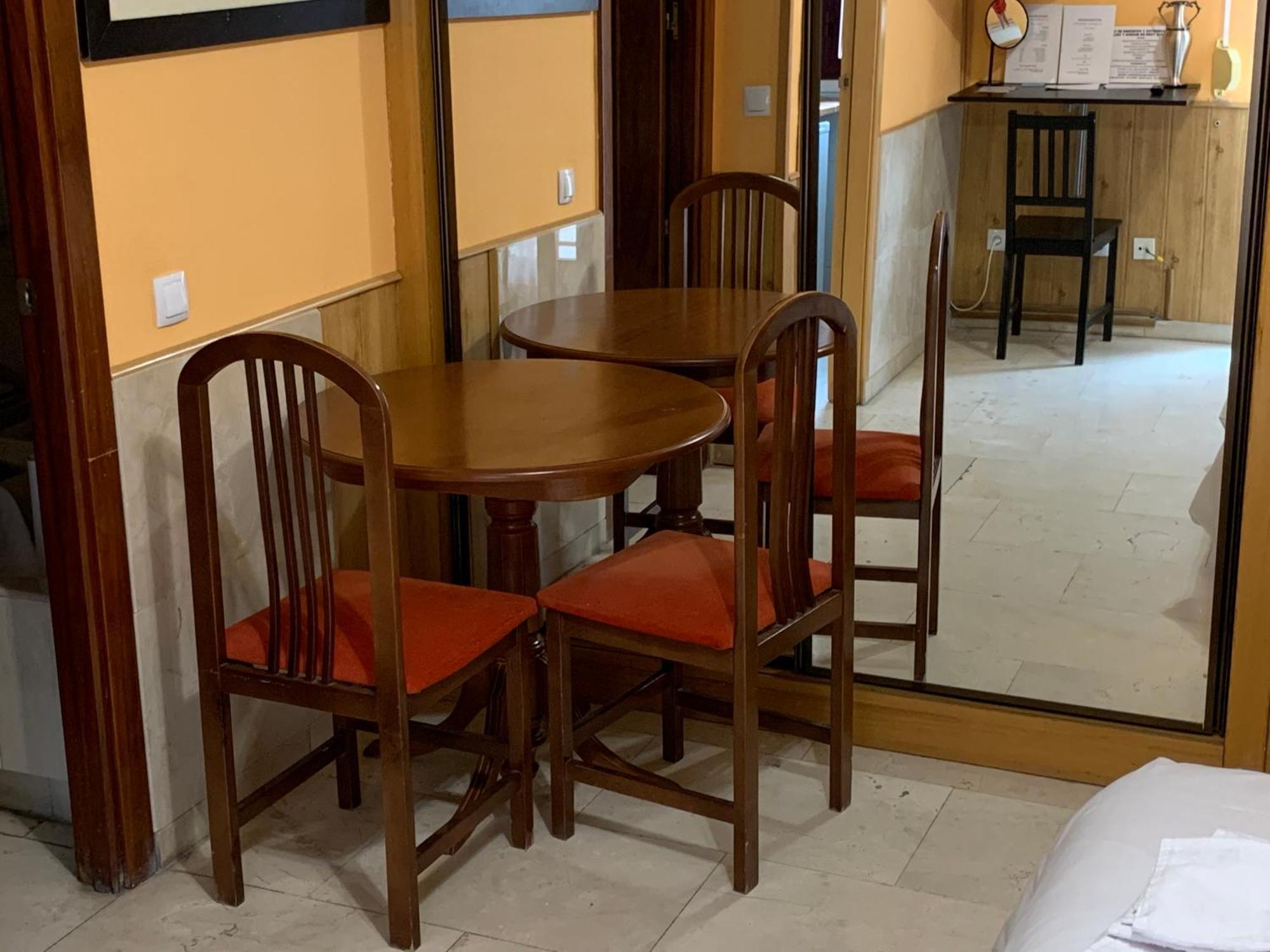 Apartamentos Y Estudios Torr En Madrid - Chamartin Con Wifi Gratis — Fotos 1